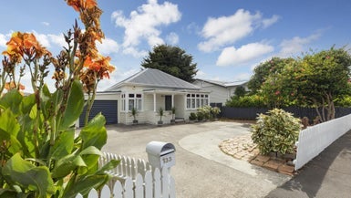 133 Rosebank Road, Avondale, Auckland - Carousel 1
