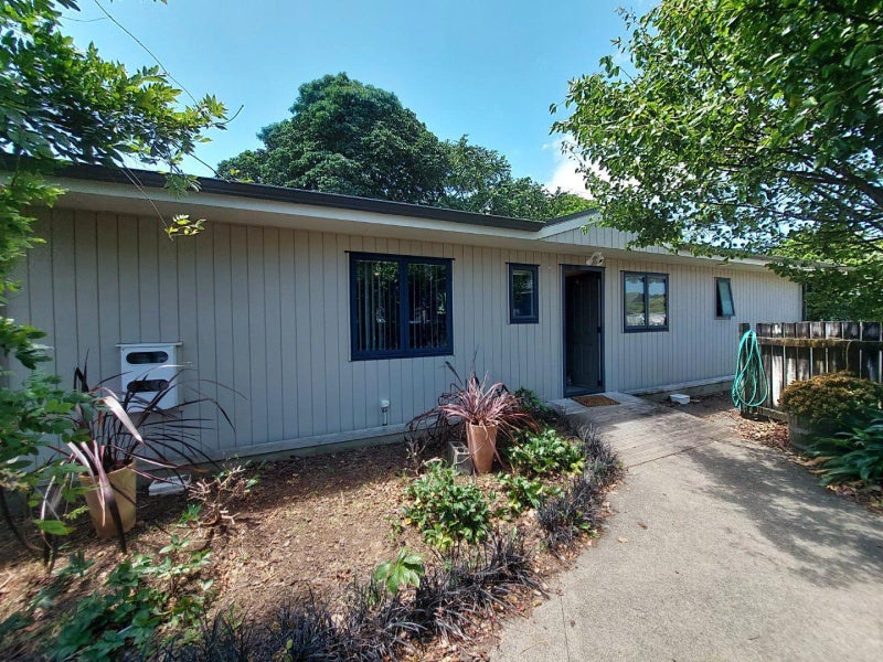 421A Carrington Street, Upper Vogeltown, New Plymouth - Carousel 1
