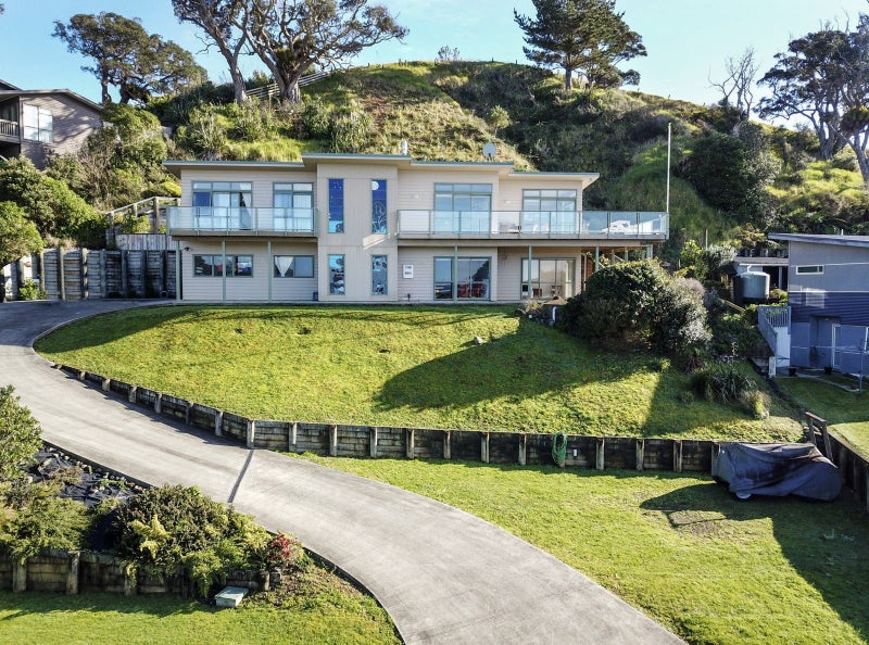 4 Motutara Road, Hikurangi - Carousel 1