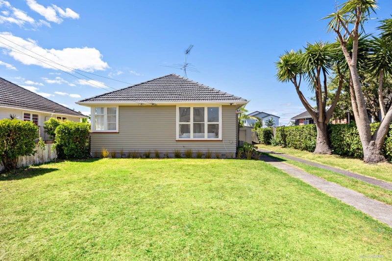 14 Mareth Street, Panmure, Auckland - Carousel 2