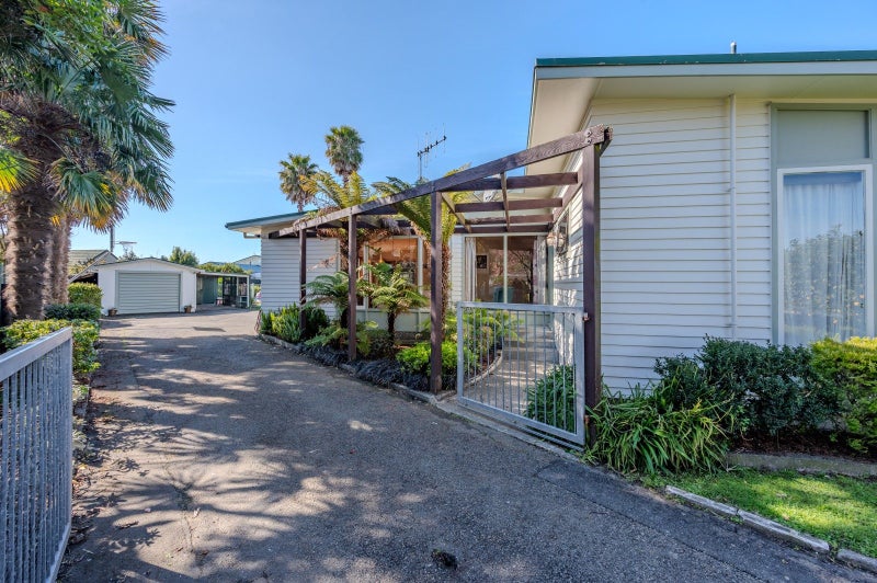 15 Mill Road, Clive, Clive - Carousel 2
