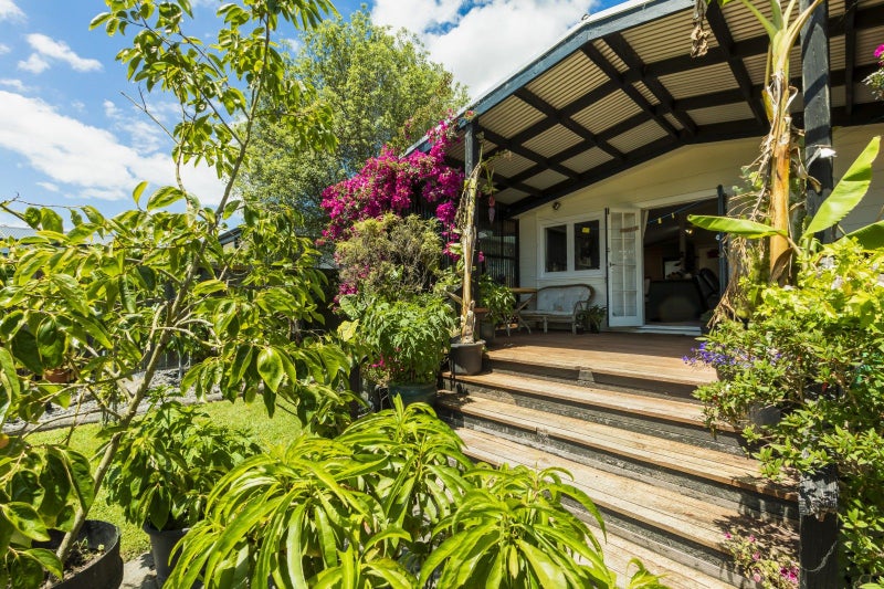 11 Smith Street, Waipukurau, Waipukurau - Carousel 1