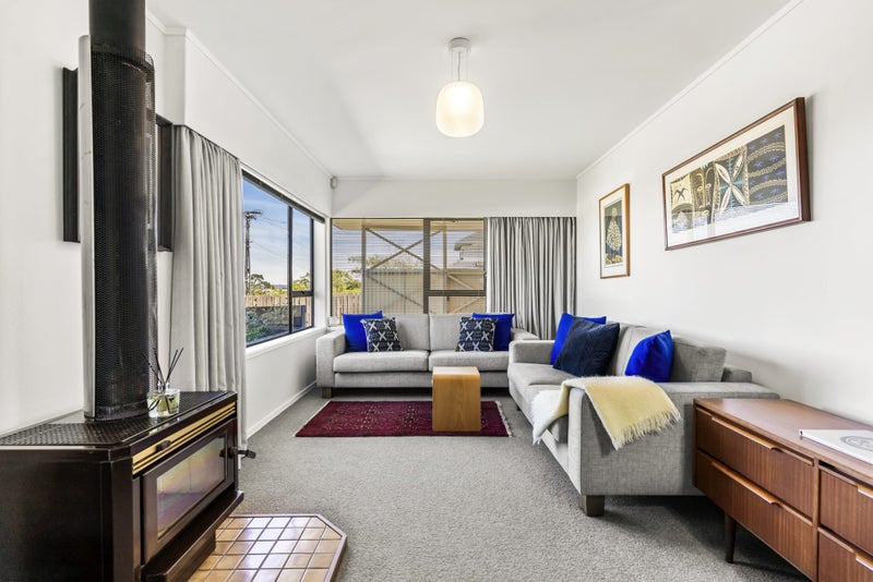 1/37 Fir Street, Waterview, Auckland - Carousel 2