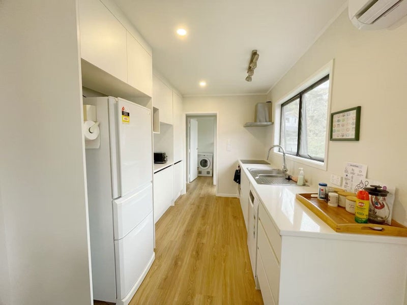 7 Matipo Crescent, Pukete, Hamilton - Carousel 2