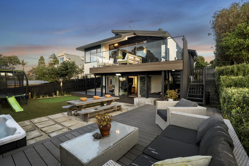 2/59 CHURCHILL Road, Murrays Bay , Auckland  - Carousel 1