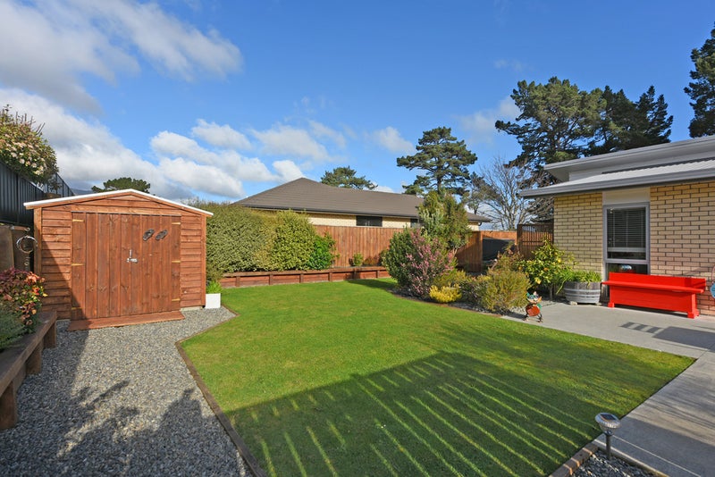 14 Quartz Place, Brown Owl, Upper Hutt - Carousel 2