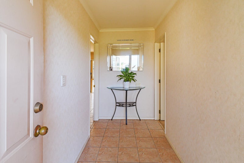 45 Longford Park Drive, Takanini, Auckland - Carousel 2