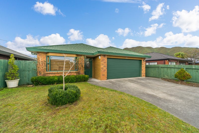 11 Mandel Mews, Waiwhetu, Lower Hutt - Carousel 1