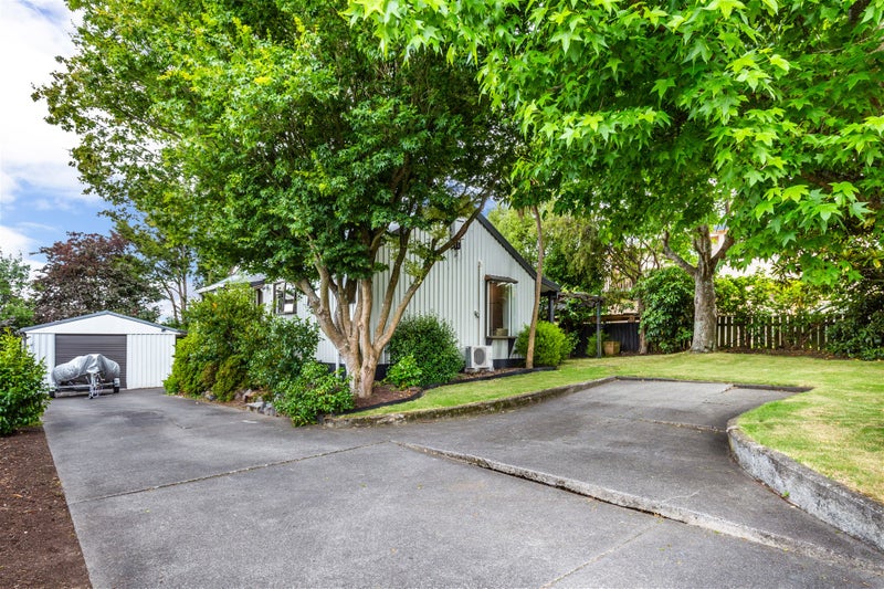 17 Holland Grove, Richmond Heights, Taupo - Carousel 2