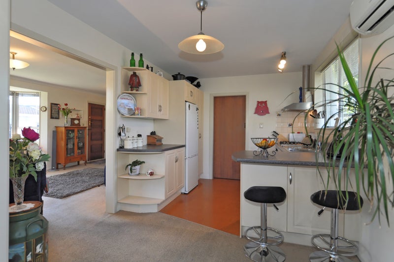 2/96 Perry Street, Papanui, Christchurch - Carousel 2
