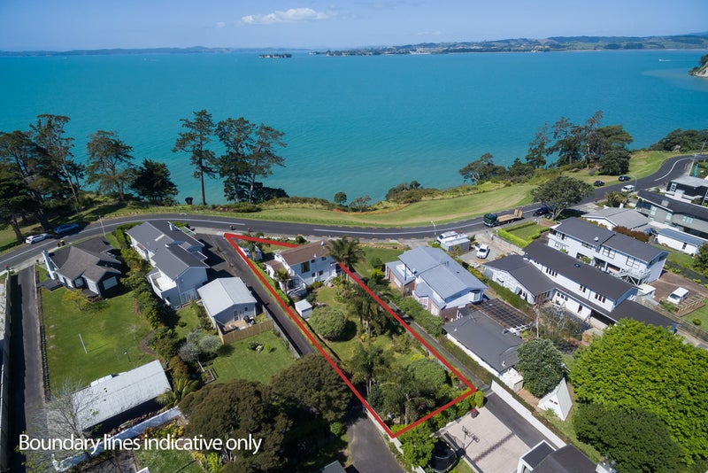 58 Marine Parade, Mellons Bay, Auckland - Carousel 19