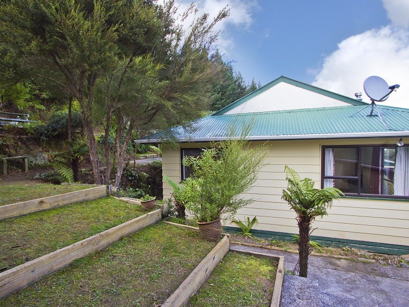 40A Trelawney Road, Wainuiomata, Lower Hutt - Carousel 16