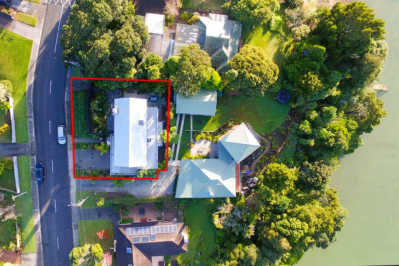 19A Frederick Street, Hillsborough, Auckland - Carousel 18