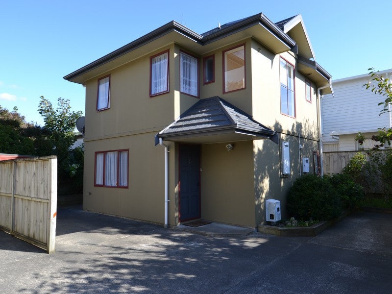 12 Frankmoore Avenue, Johnsonville, Wellington - Carousel 1