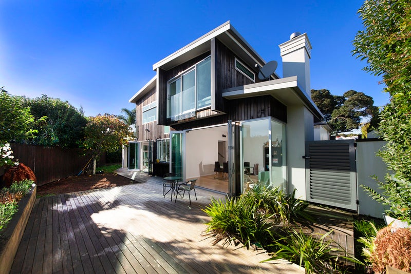 2/220 Kepa Road, Mission Bay, Auckland - Carousel 1