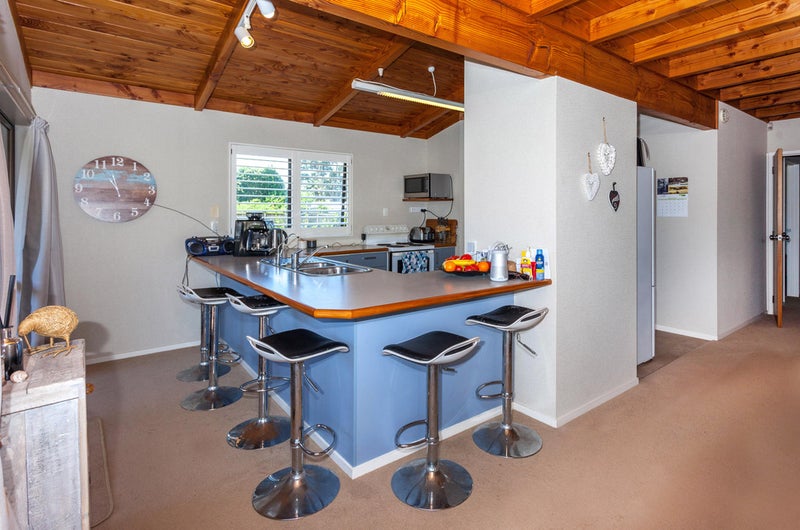 202 Beverley Terrace, Whangamatā - Carousel 2