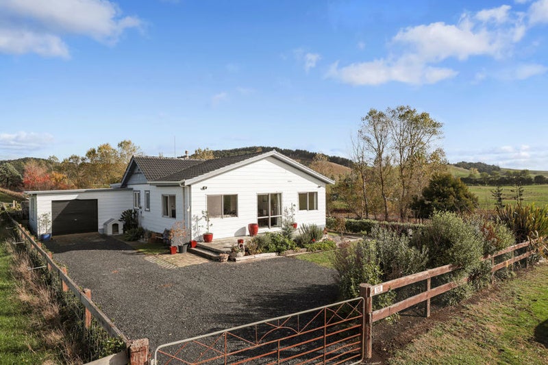 126 Martin Road, Waerenga - Carousel 1