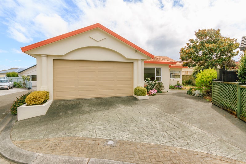 13 Mabey Road, Avalon, Lower Hutt - Carousel 1