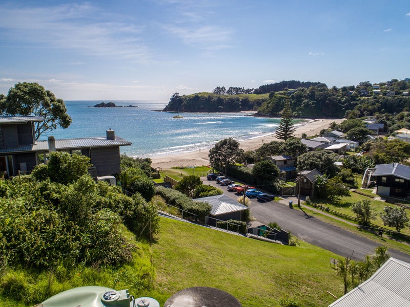 9 Miro Road, Palm Beach, Waiheke Island - Carousel 1