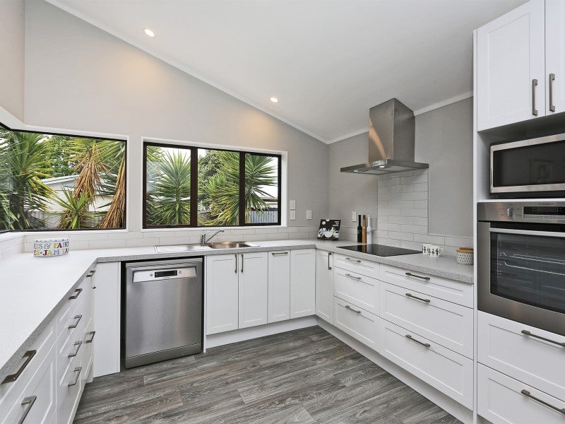 613A Windsor Avenue, Parkvale, Hastings - Carousel 2