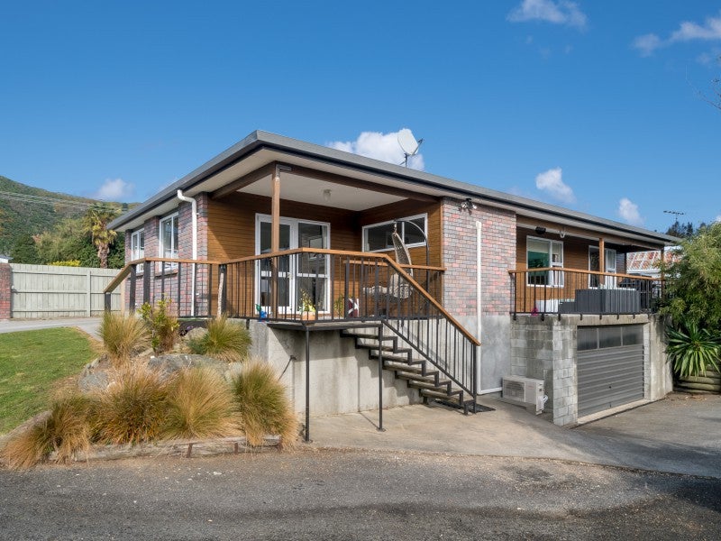 289A Waikawa Road, Waikawa, Picton - Carousel 2