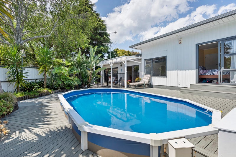 3 Kavanagh Place, Opaheke, Papakura - Carousel 1