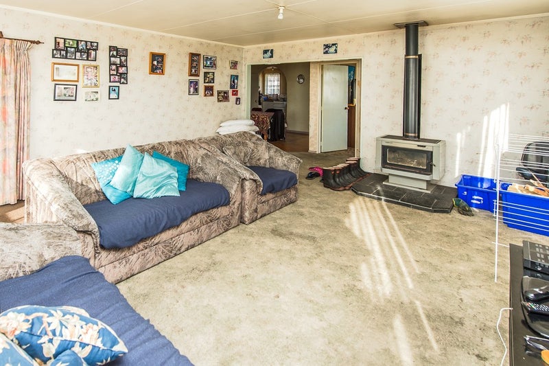 41 Wembley Place, Whanganui East, Whanganui - Carousel 2