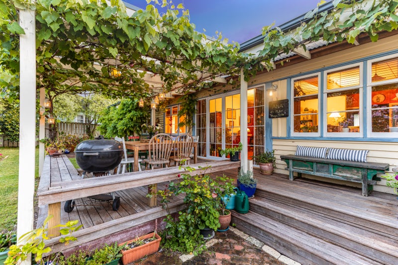 347 Ariki Street, Karapiro - Carousel 1