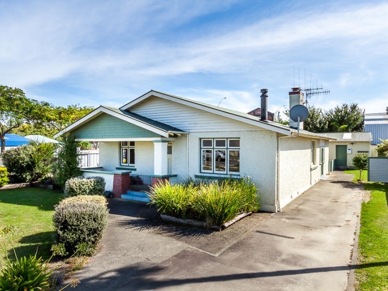 105 Napier Road, Terrace End, Palmerston North - Carousel 1