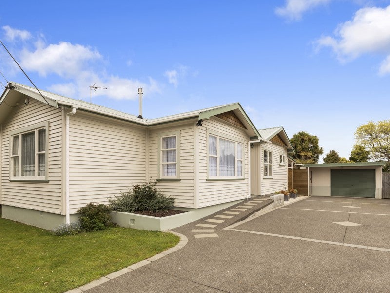 4 Malone Road, Waterloo, Lower Hutt - Carousel 1