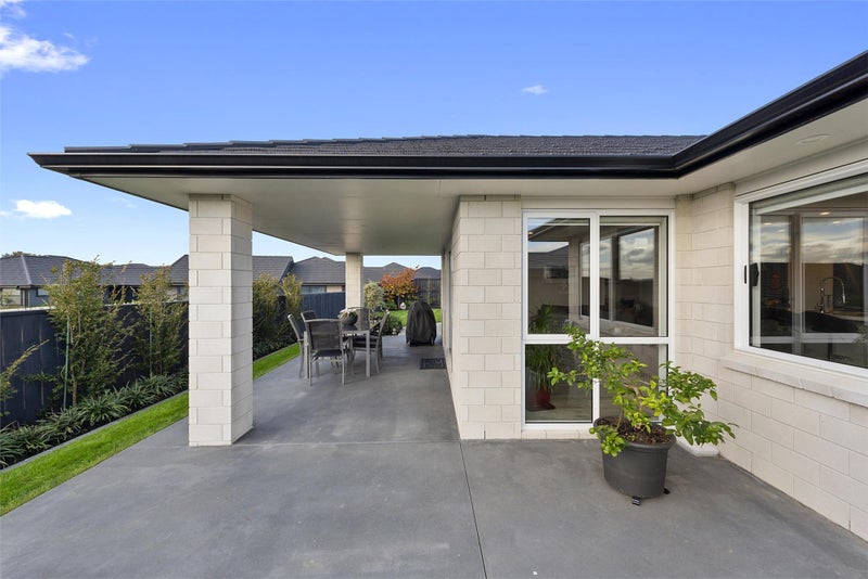 9 Rose Berry Crescent, Flagstaff, Hamilton - Carousel 26