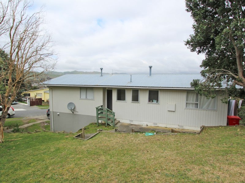 9 Sombrero View, Ascot Park, Porirua - Carousel 11