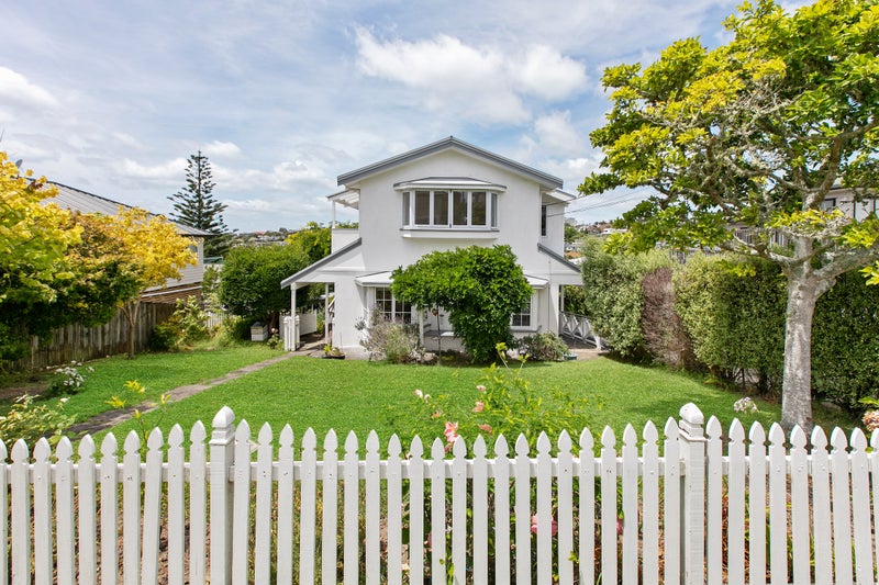 1/14 Kiteroa Terrace, Rothesay Bay, Auckland - Carousel 2
