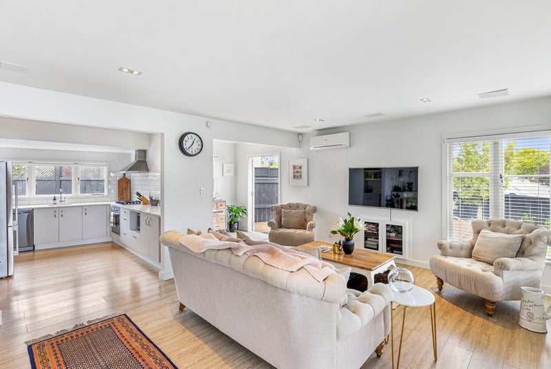 9 Blackett Crescent, Meadowbank, Auckland - Carousel 2