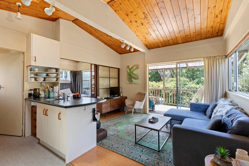 22 Ridge Road, Oneroa, Waiheke Island - Carousel 1