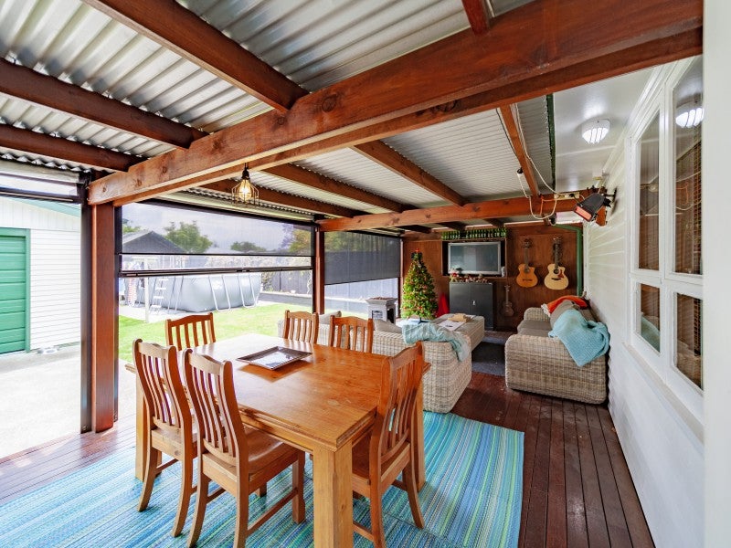 7 Neal Crescent, Onekawa, Napier - Carousel 2