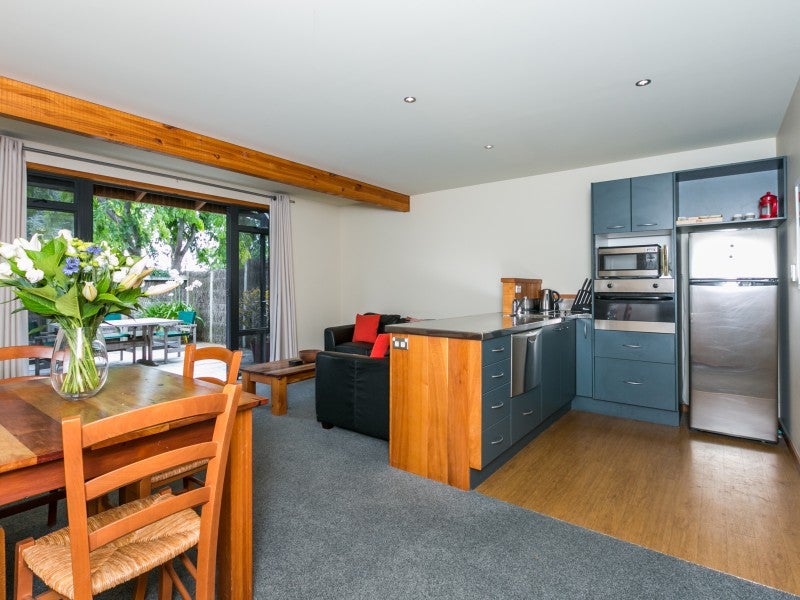 3/2A Hillsbrook Place, Havelock North, Havelock North - Carousel 2