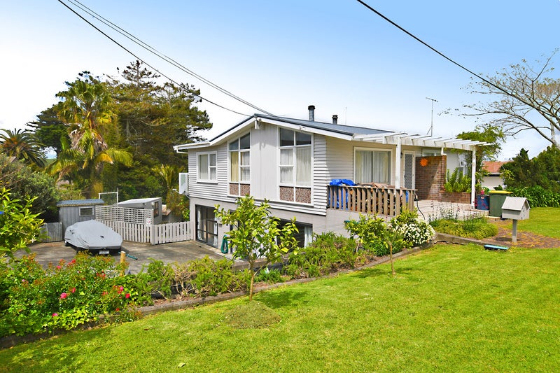 3 Bellevue Avenue, Wellsford, Wellsford - Carousel 1