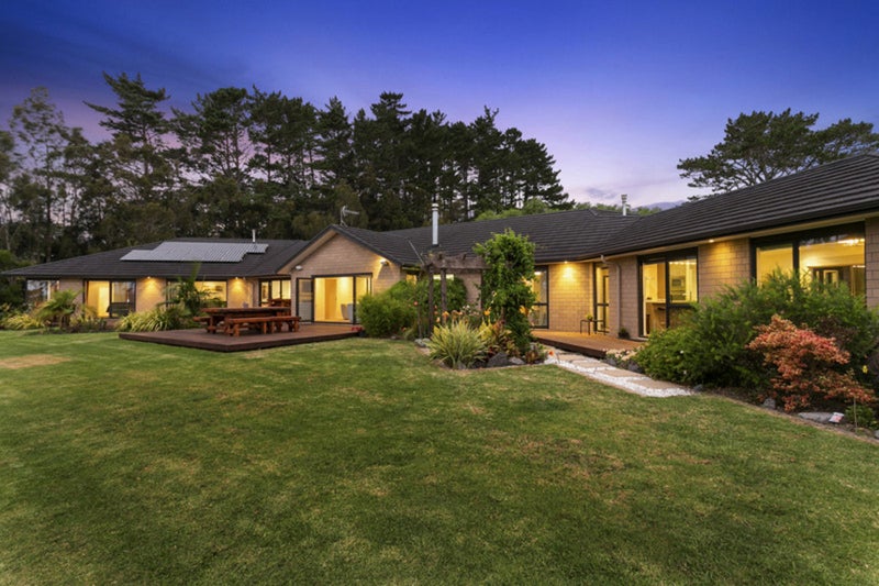 135 Kennedy Road, Albany - Carousel 1