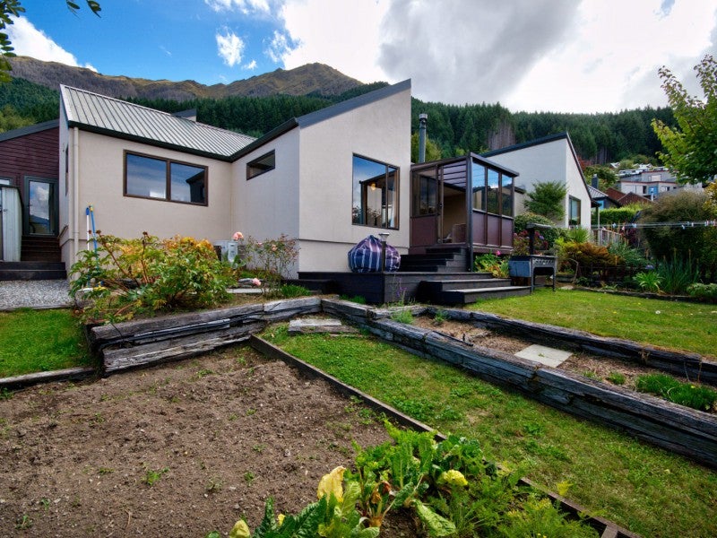 6 Zealand Street, Kumara, Greymouth - Carousel 2