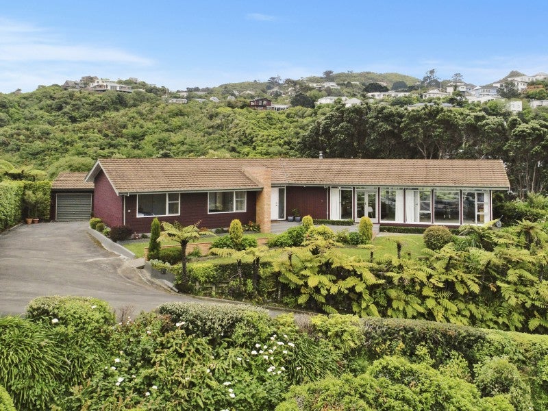 1A Rakeiora Grove, Korokoro, Lower Hutt - Carousel 1