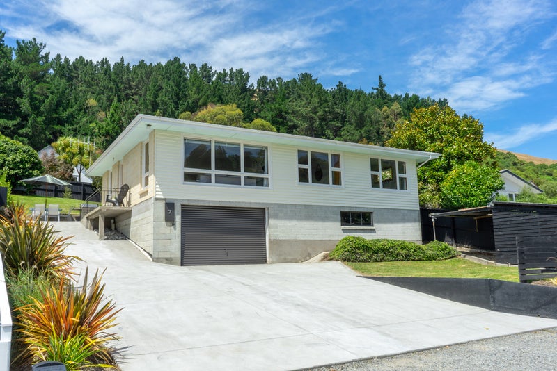 7 Heybridge Lane, Hillsborough, Christchurch - Carousel 1