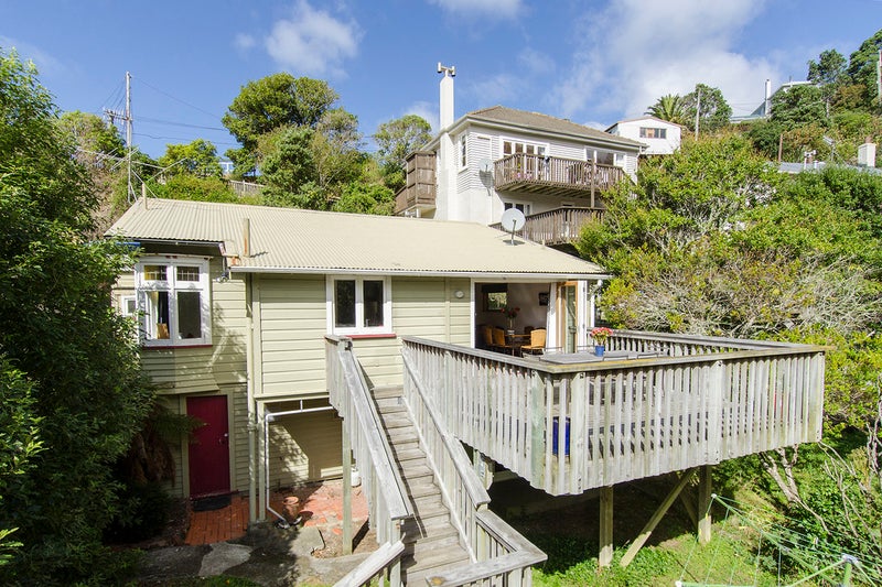 10 Farnham Street, Mornington, Wellington - Carousel 1