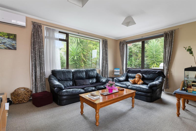 121 Forest Lake Road, Forest Lake, Hamilton - Carousel 2