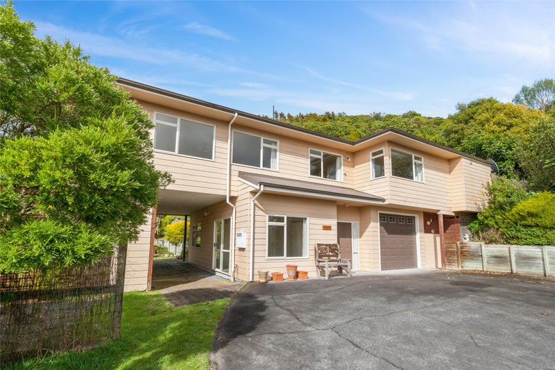 27 Turangitukua Terrace, Turangi - Carousel 1