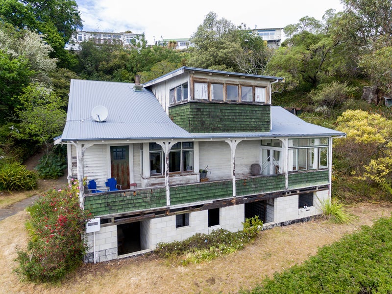 18 Bay View Road, Bluff Hill, Napier - Carousel 1