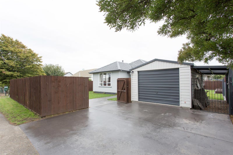 10 Gregory Avenue, Islington, Christchurch - Carousel 2