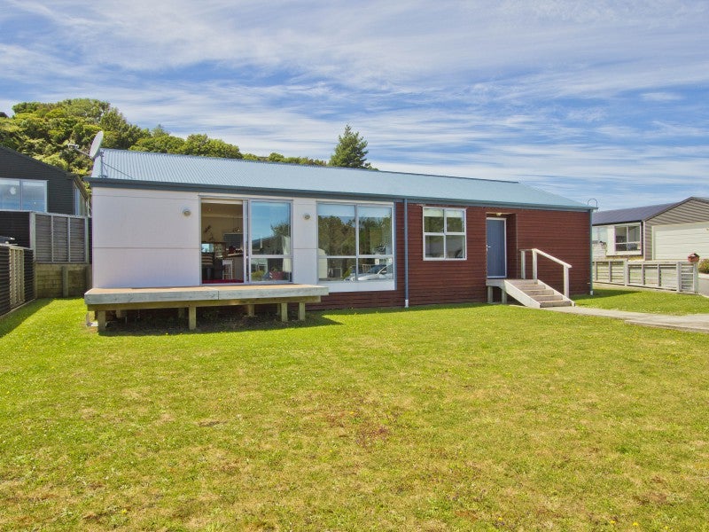 9 Otonga Heights, Maungaraki, Lower Hutt - Carousel 1