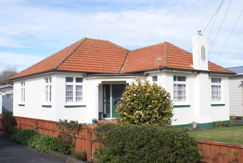 36 Tinirau Street, Whanganui East, Whanganui - Carousel 1