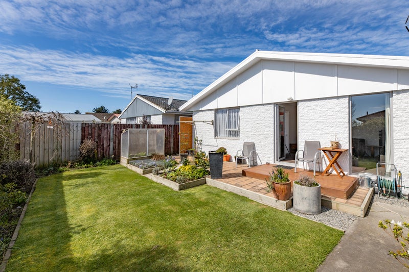 2/97 Hay Street, Bromley, Christchurch - Carousel 1